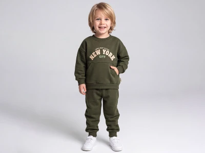 Toptan FEELY KİDS New York Baskılı Kanguru Cepli 3 İp Şardonlu Erkek Takım  - Toptan Çocuk Giyim Beniz Kids
