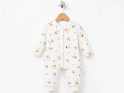 Toptan SÜPERMİNİ  Tavşan & Havuç Desenli Unisex Bebe Tulum - Toptan Çocuk Giyim Beniz Kids