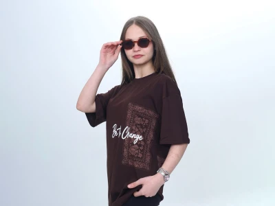 Коричневый