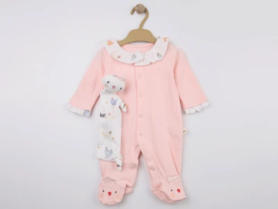 Yakalı Tavuk Baskılı Uyku Arkadaşlı Kız Bebe Tulum